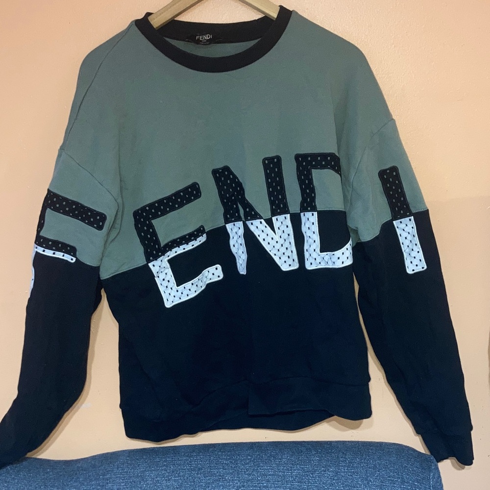 Fendi Men's Black and Green Crewneck Sweater